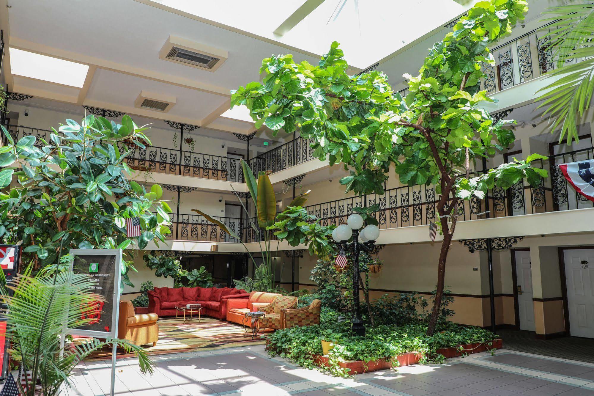 Baymont By Wyndham Montgomery Al Exterior foto